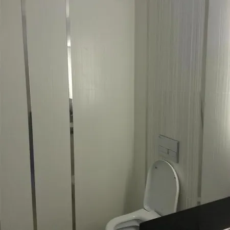 Twin Towers, Sauna, Swimming Pool, Ajax F Holidays Apartmán *